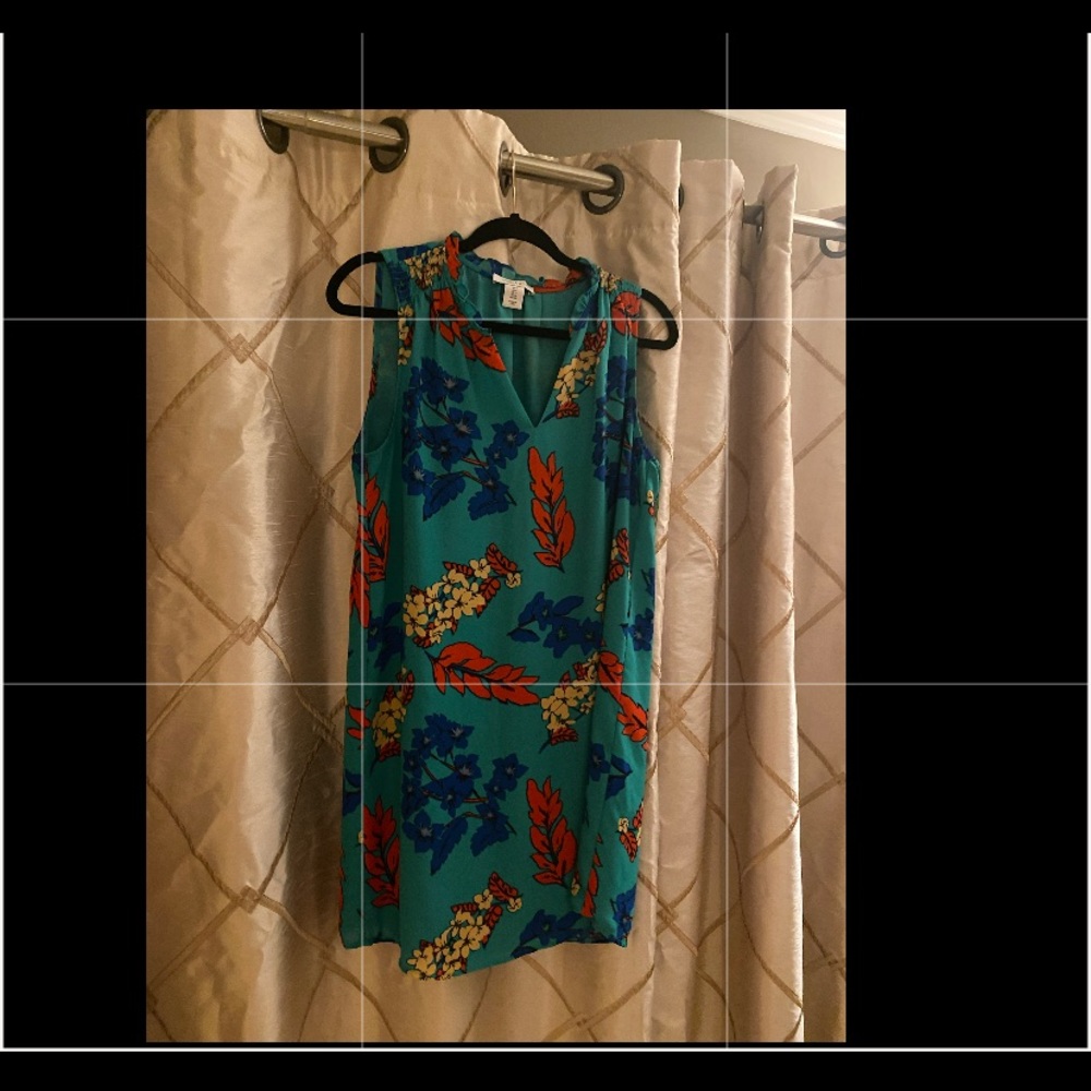 Tabitha Webb! Never worn. Size 8! Pet/smoke free home